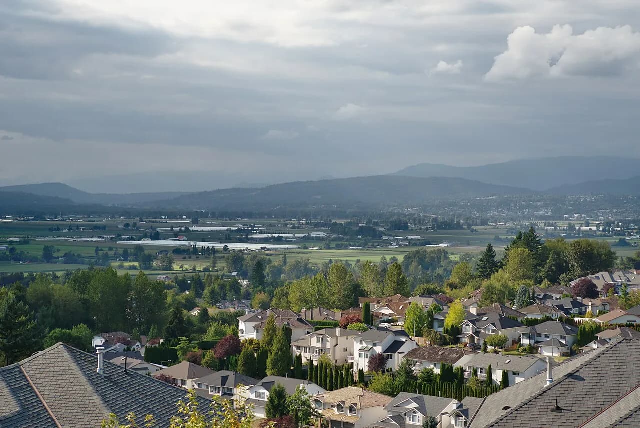 East Abbotsford neighbourhoods with mountains beyond