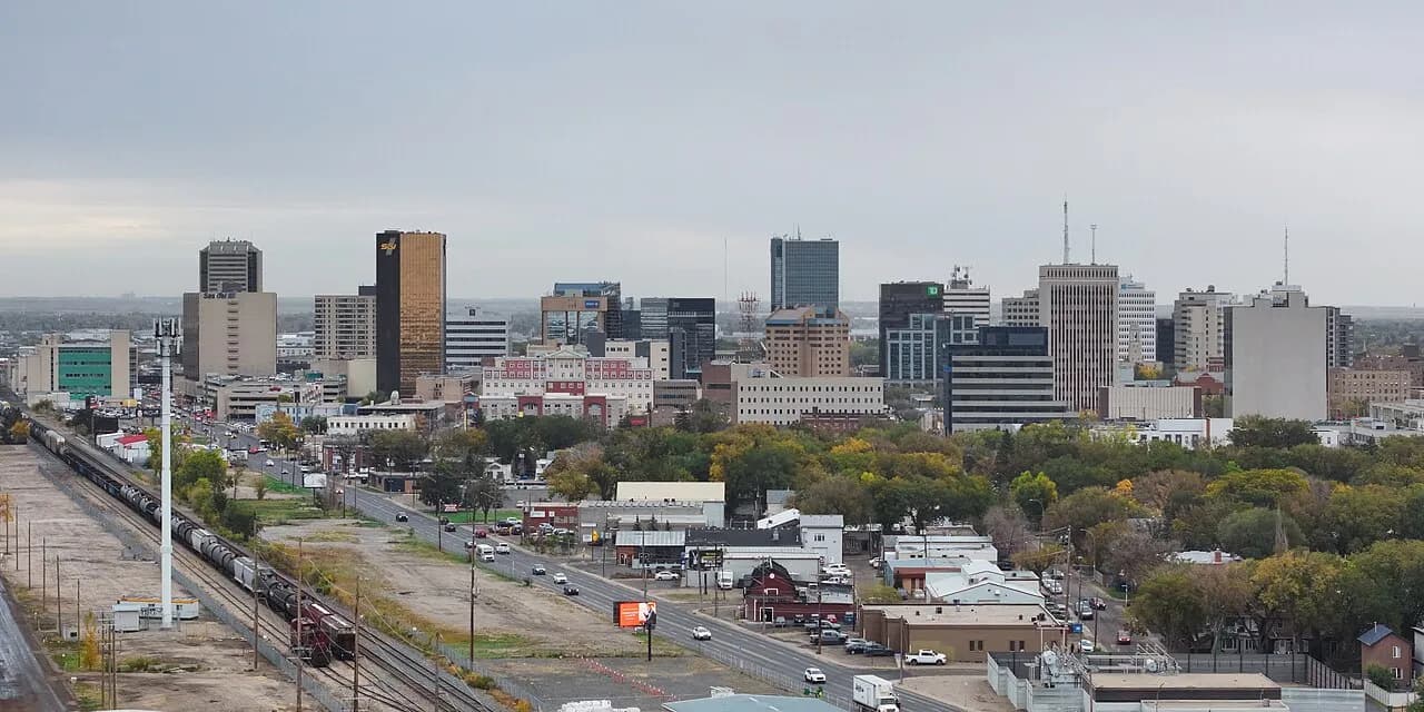 Regina downtown skyline and surrounding neighbourhoods